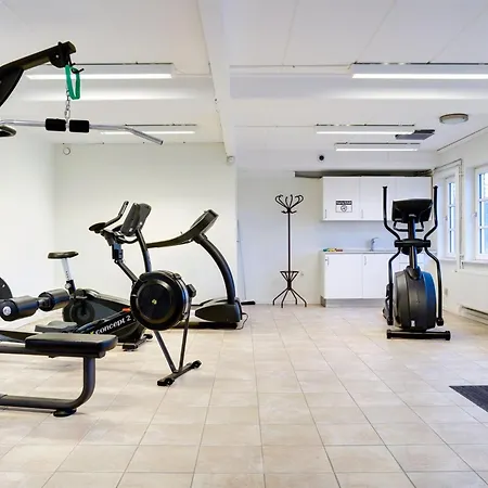 Tinna - 2-3km From The Sea By Interhome