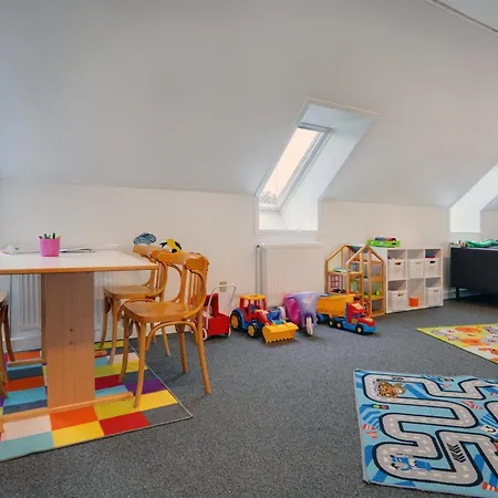 Appartement Tinna - 2-3km From The Sea By Interhome