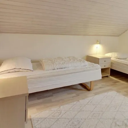 Tinna - 2-3km From The Sea By Interhome